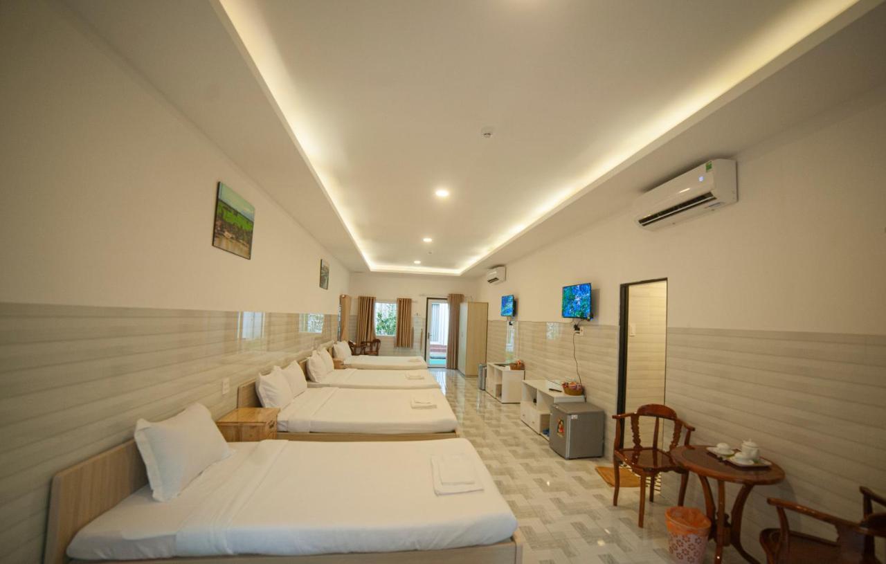 Fami Nguyen Homestay Чау Док Екстериор снимка