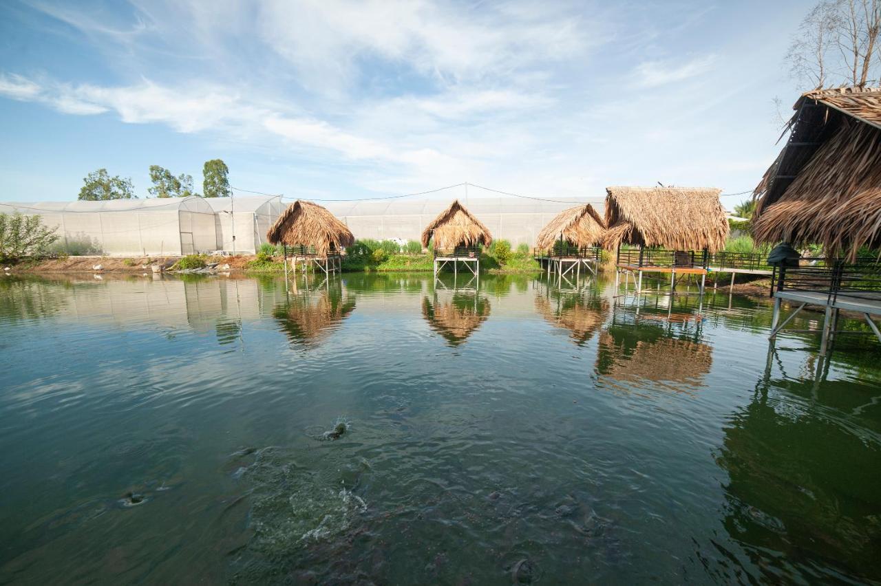 Fami Nguyen Homestay Чау Док Екстериор снимка