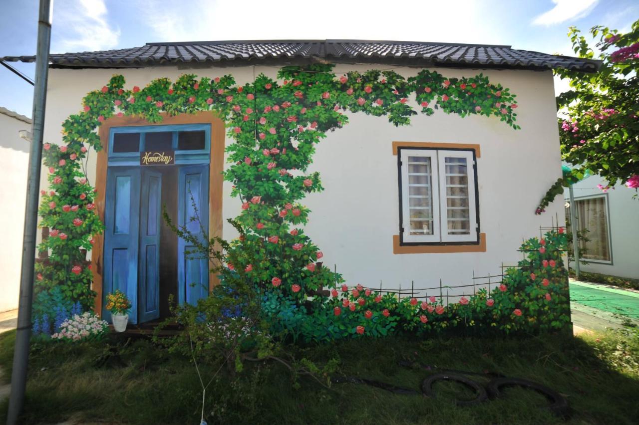 Fami Nguyen Homestay Чау Док Екстериор снимка