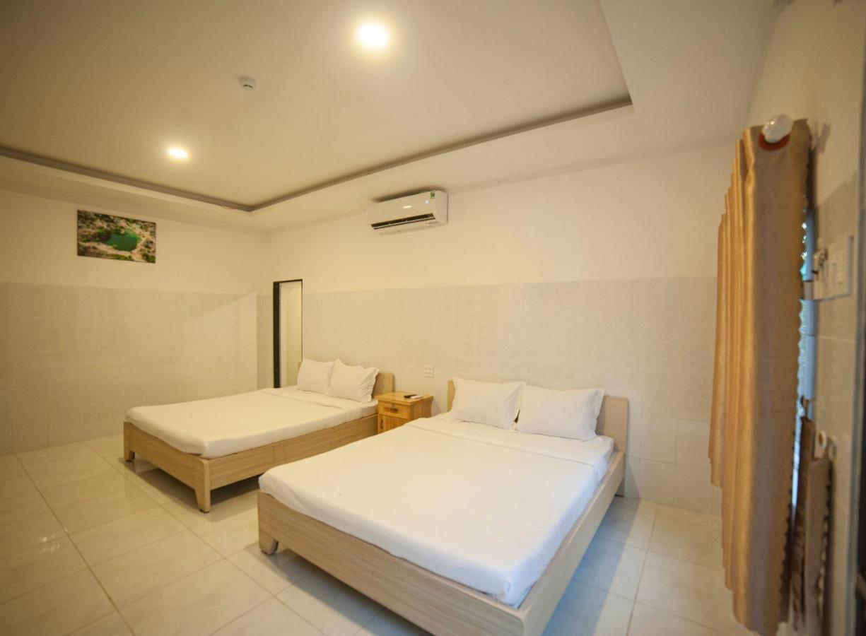 Fami Nguyen Homestay Чау Док Екстериор снимка